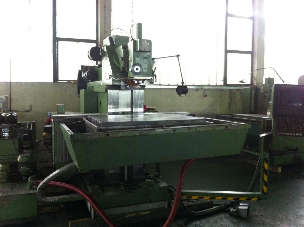 CNC Tool Room Milling Machine MAHO MH 1000 C