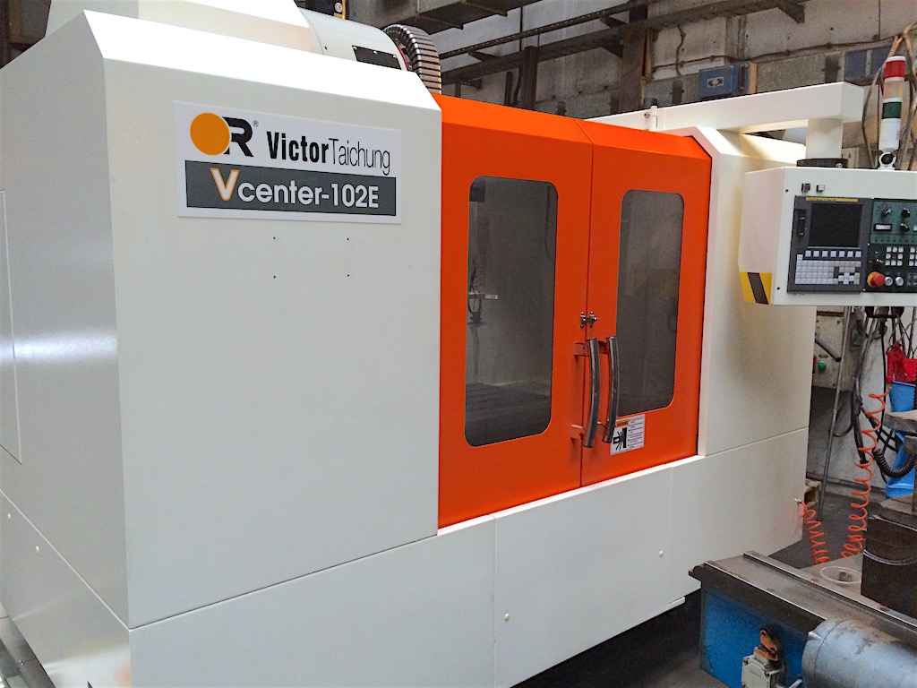 Vertical machining center Victor Vcenter 102E / FANUC 0iMate-MD