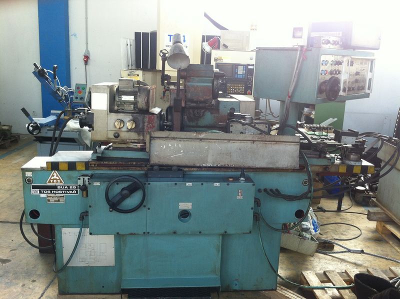 Grinding (cylindrical) TOS BUA 25