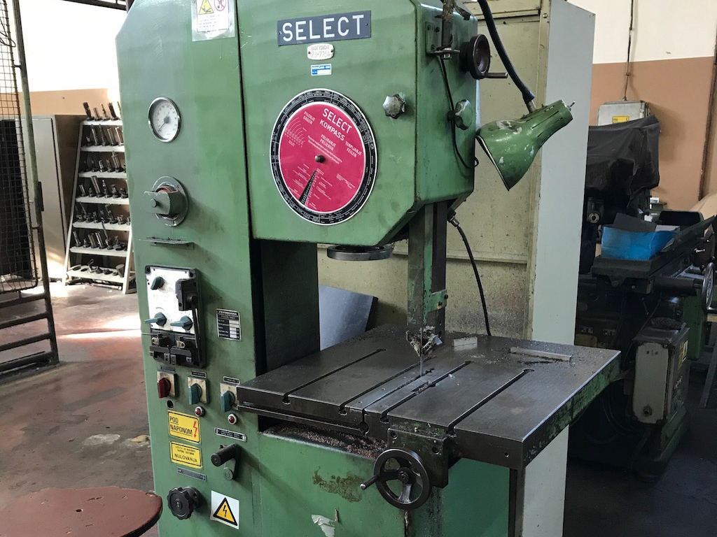 Vertical bandsaw Prvomajska SU 4