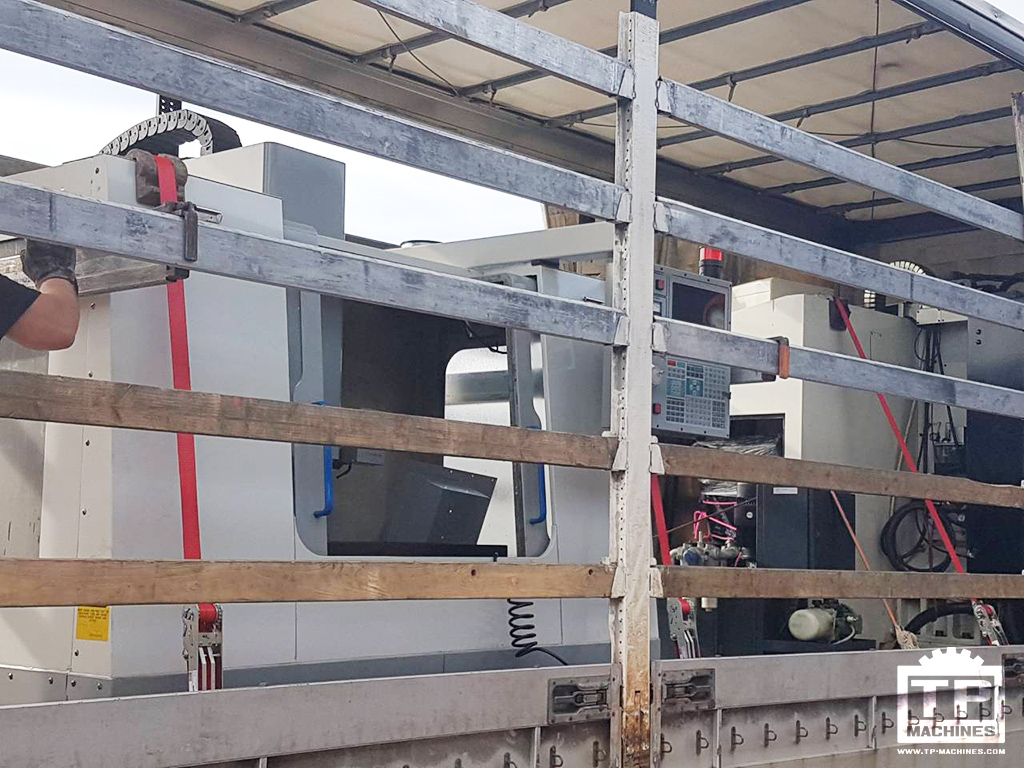 Haas VCE 750 and Hurco BMC 4020 arrived in stock