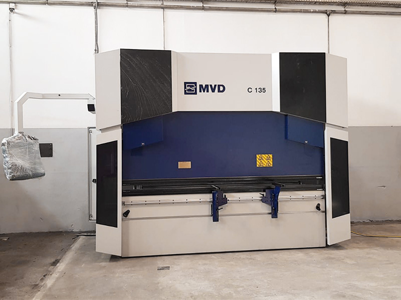 Apkant preša MVD Inan ibend C serija 135 tona x 3100 mm